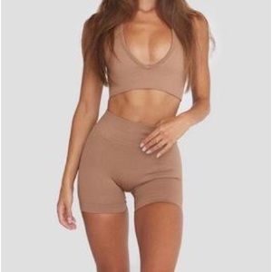 Workout set Crop Shop Boutique Isabelle Mathers Issy Top, 4” shorts Size Large